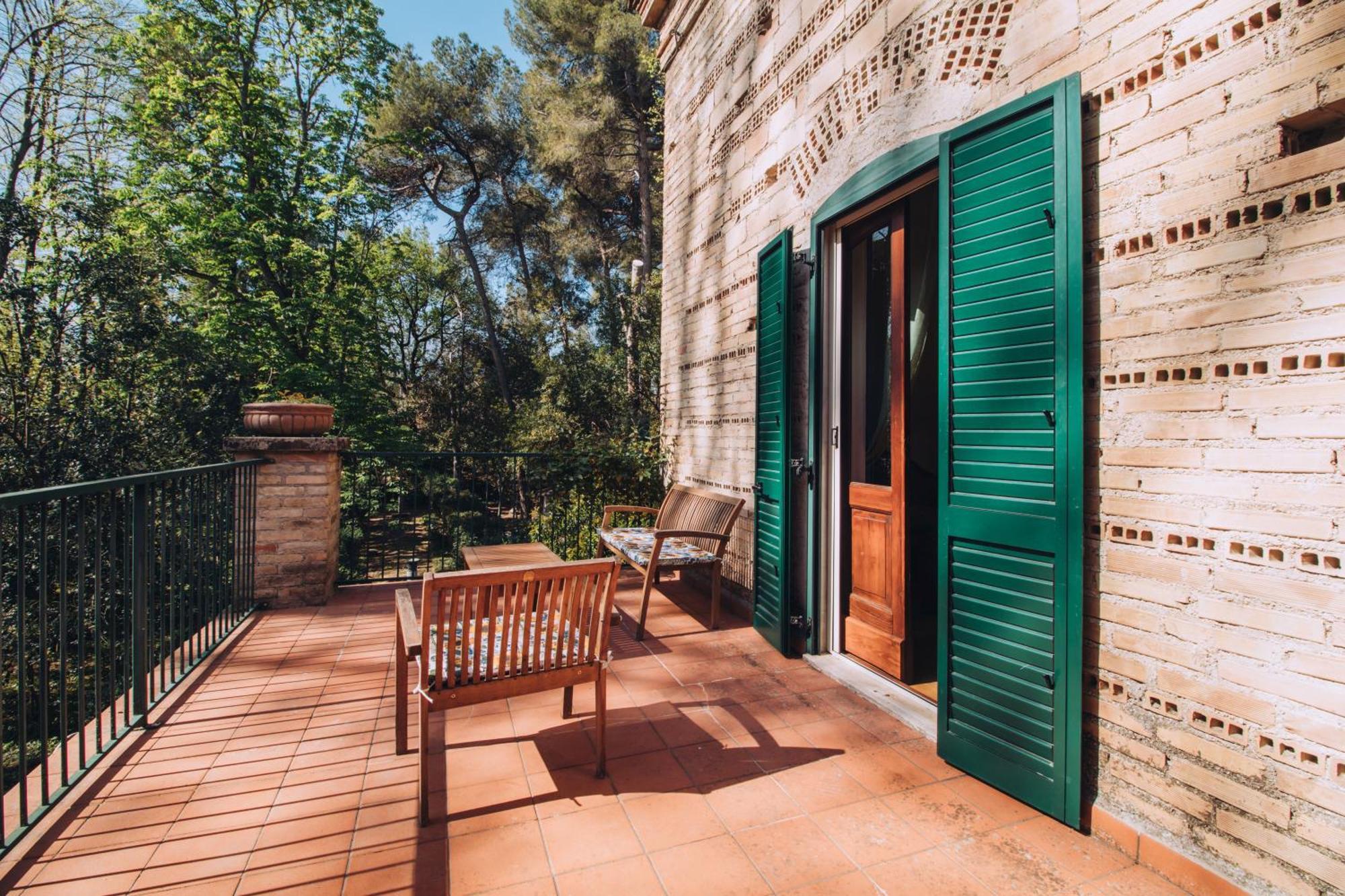 The Baron'S Estate Hotel Torre de' Passeri Exterior photo